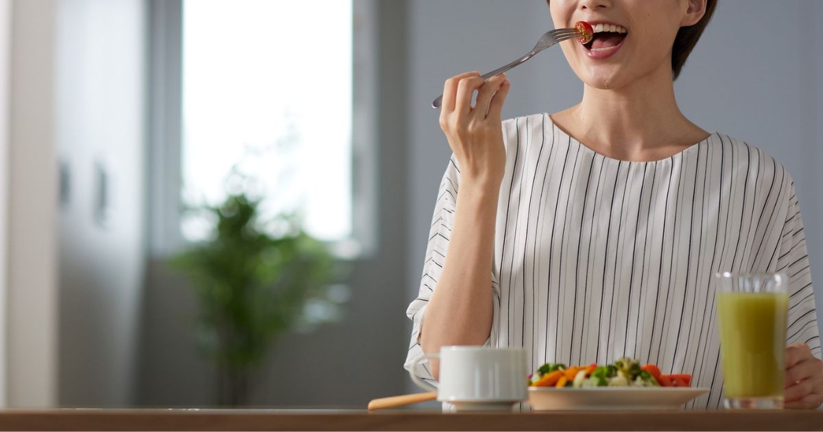食事中の画像
