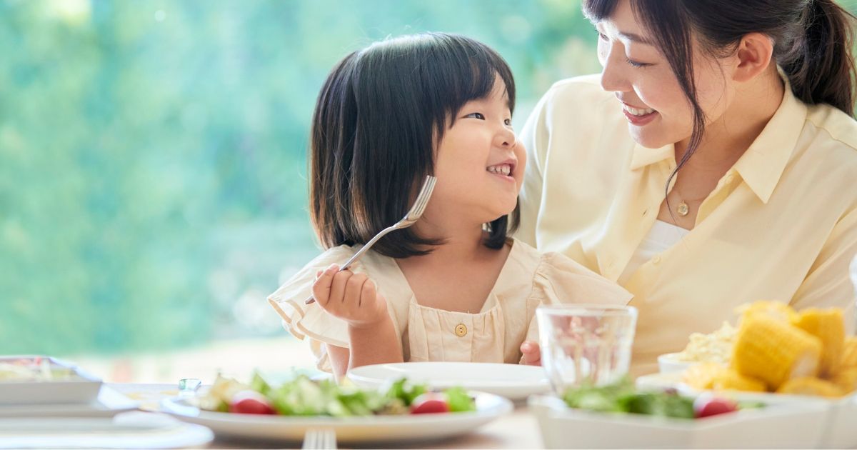 食事中の画像