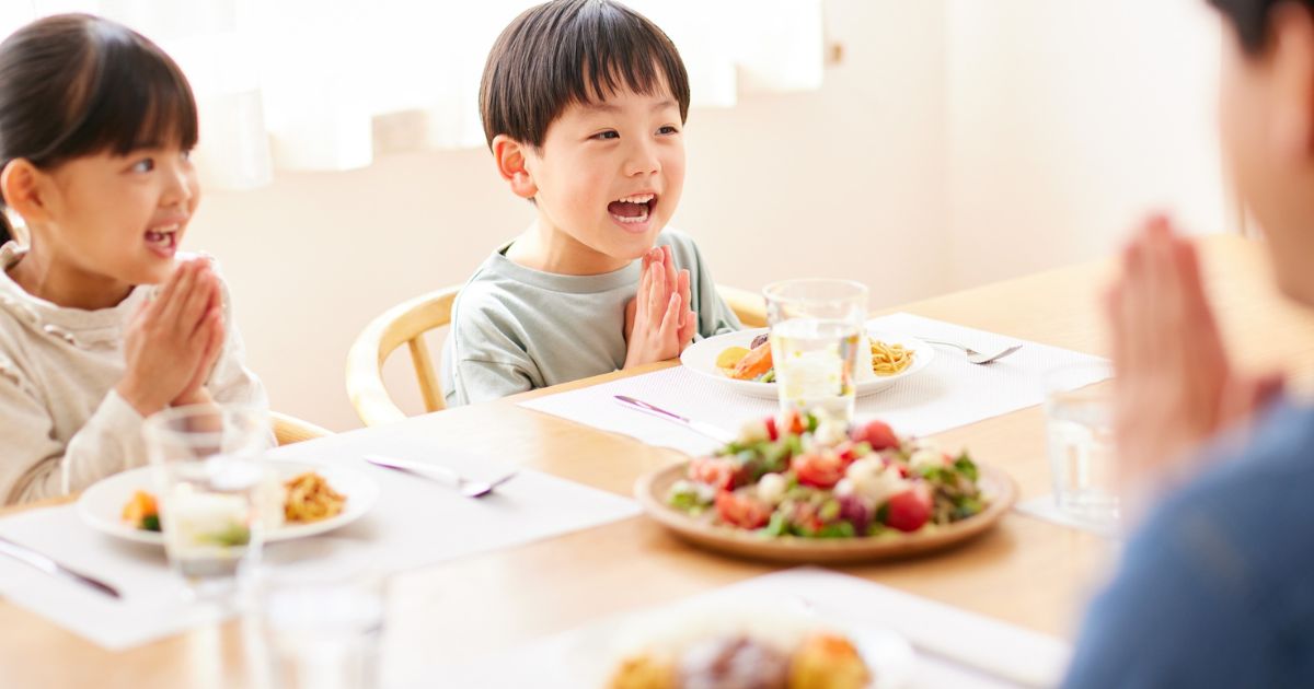 食事中の画像