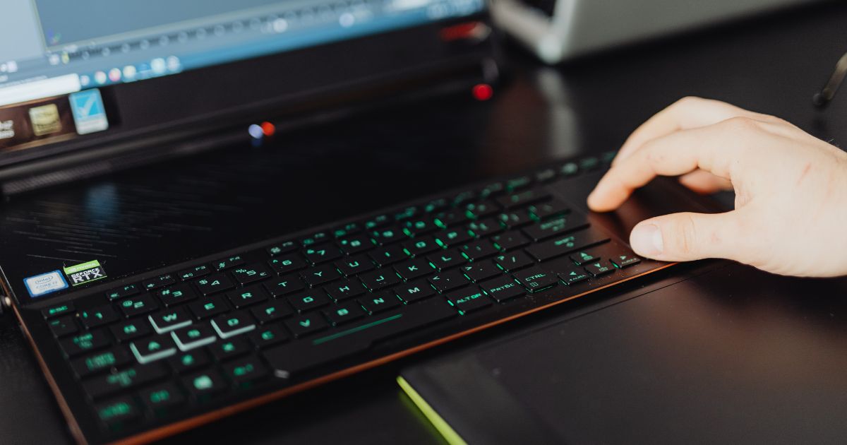 物理操作とソフト設定、どちらが使いやすい?