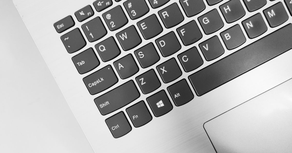 なぜ矢印キーがなくなった?最近のキーボード設計トレンド