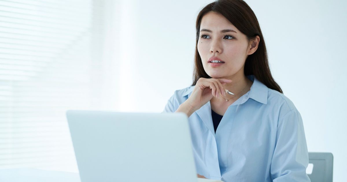 上司へのメールで使う場合の例文【場面別】