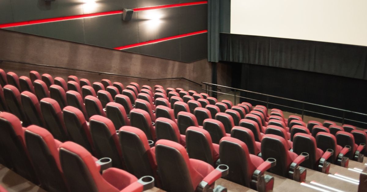 映画4DX2Dとは?初心者でもすぐわかる基本まとめ