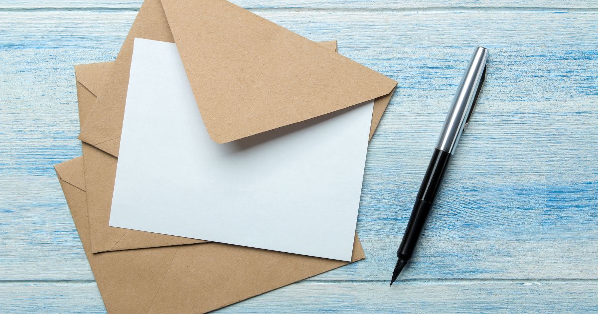 「拝」の書き方と手紙での配置